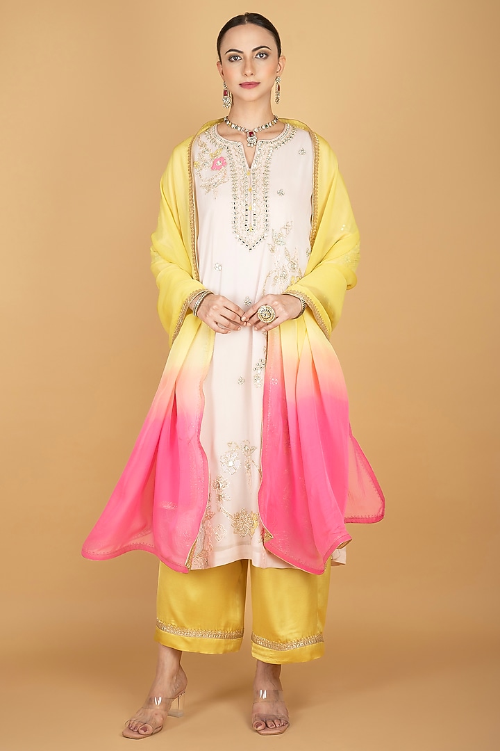 Ivory Georgette Embroidered Kurta Set by Tanu Malhotra at Pernia's Pop Up Shop