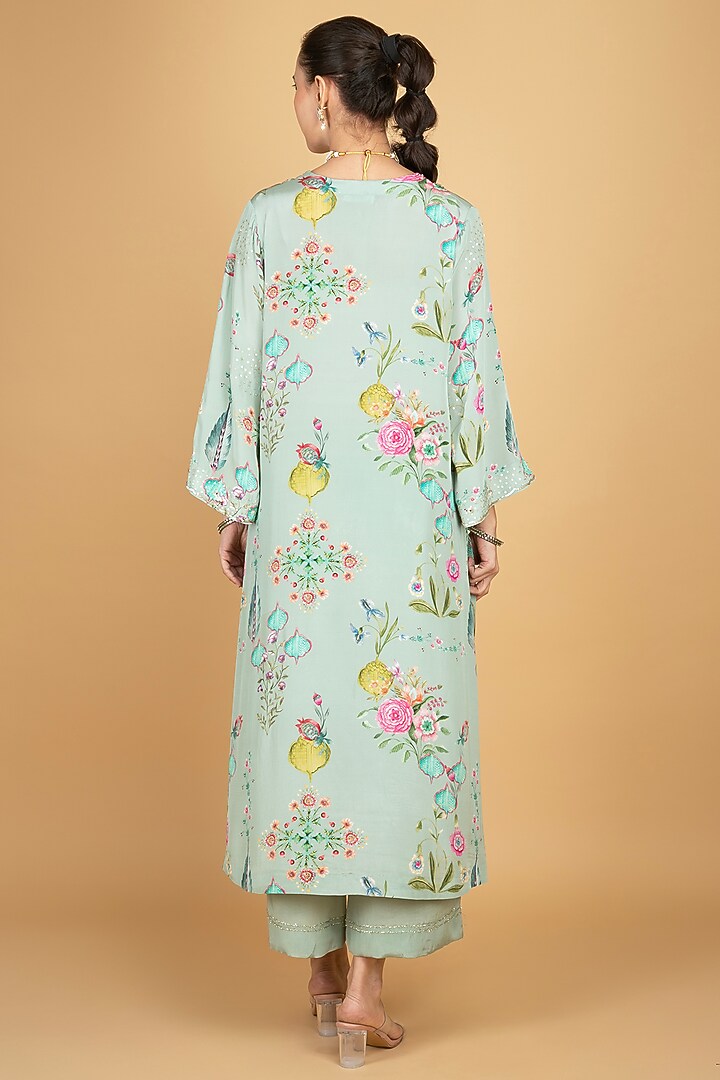 Green Crepe Floral Printed & Sequins Work Kurta Set by Tanu Malhotra at Pernia's Pop Up Shop