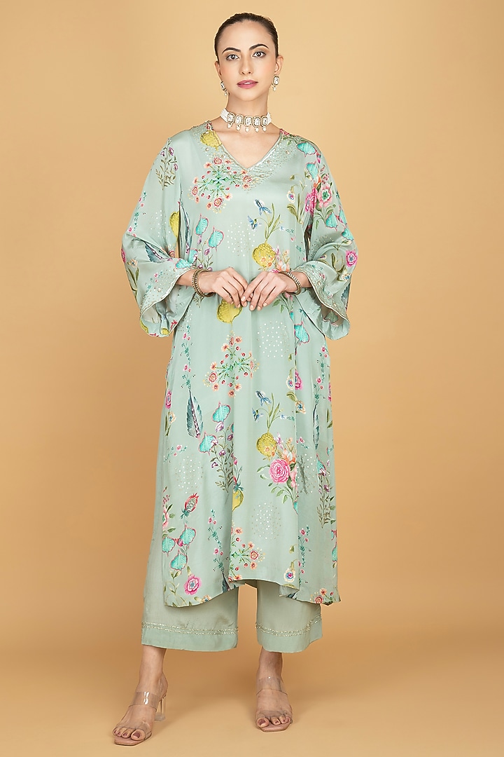 Green Crepe Floral Printed & Sequins Work Kurta Set by Tanu Malhotra at Pernia's Pop Up Shop