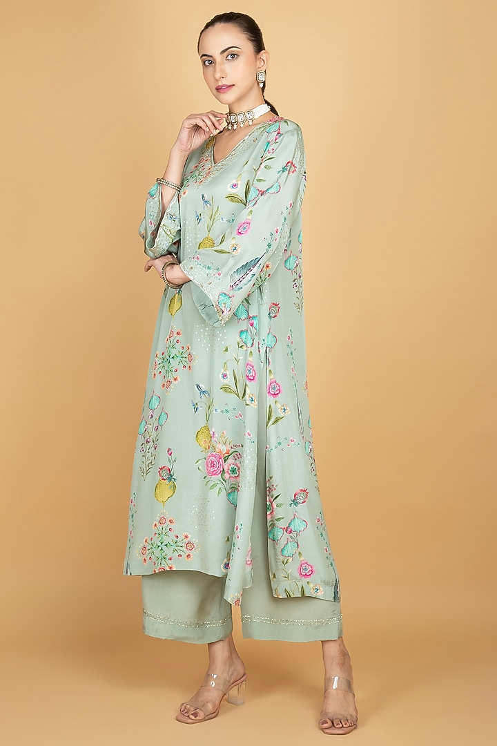 Green Crepe Floral Printed & Sequins Work Kurta Set by Tanu Malhotra at Pernia's Pop Up Shop