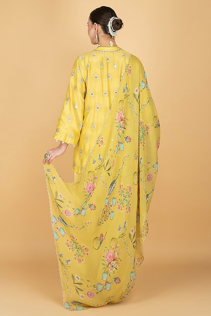 Lime Yellow Cotton Silk Mirror Boota Embroidered Short Kurta Set by Tanu Malhotra at Pernia's Pop Up Shop