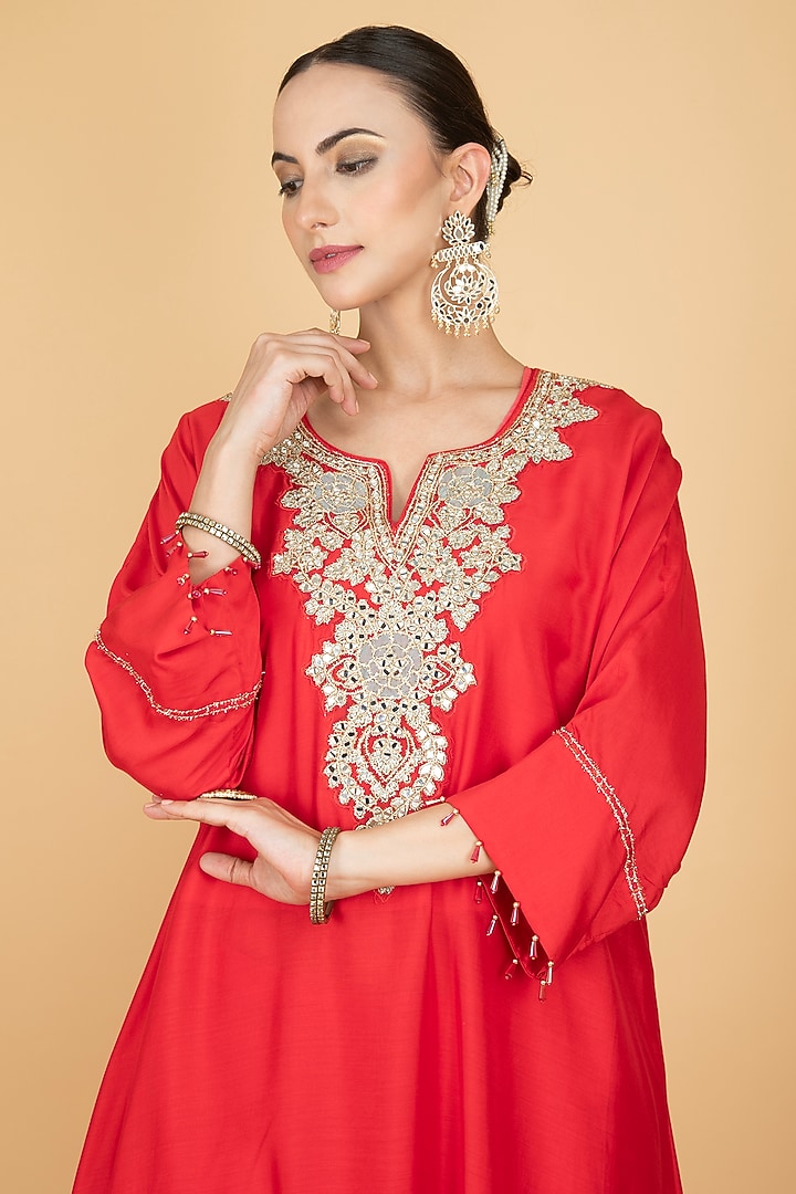Red Cotton Silk Hand Embroidered High-Low Kaftan Set by Tanu Malhotra at Pernia's Pop Up Shop