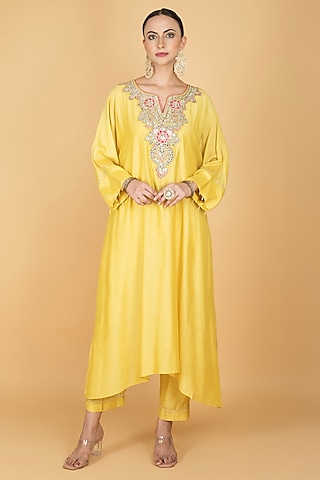 Lime Yellow Cotton Silk Hand Embroidered High-Low Kaftan Set by Tanu Malhotra