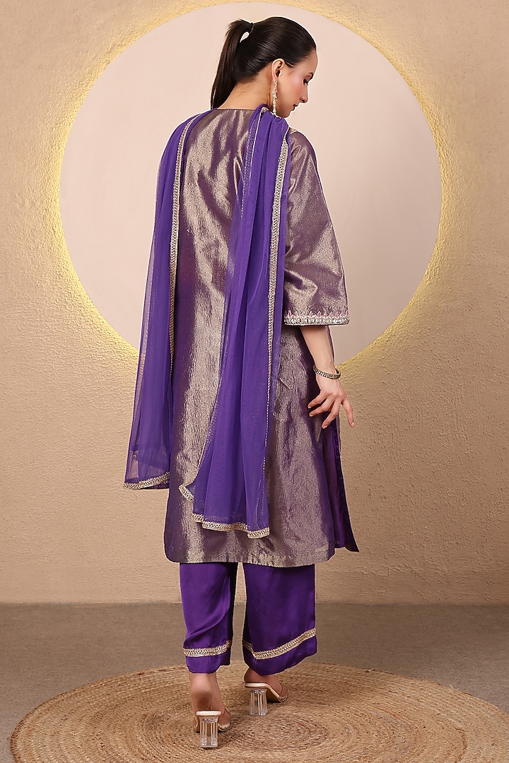 Purple Tissue Embroidered Kurta Set by Tanu Malhotra at Pernia's Pop Up Shop