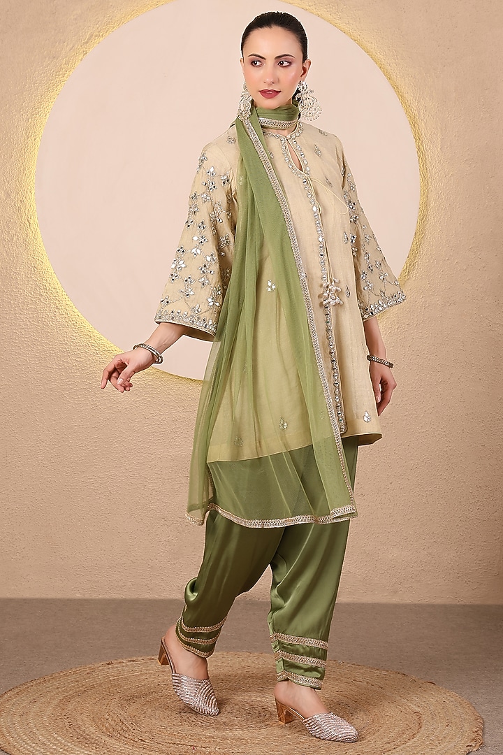 Golden Chanderi Mirror Embroidered Angrakha Kurta Set by Tanu Malhotra at Pernia's Pop Up Shop