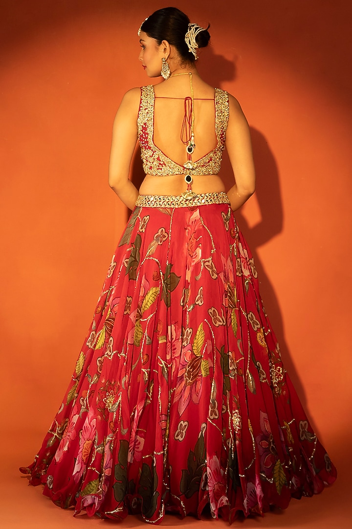 Red Organza Floral Printed Wedding Lehenga Set by Tanu Malhotra at Pernia's Pop Up Shop