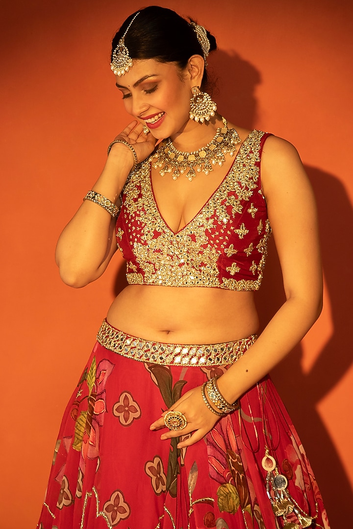Red Organza Floral Printed Wedding Lehenga Set by Tanu Malhotra at Pernia's Pop Up Shop