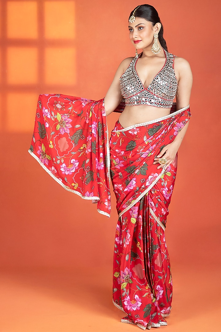 Red Crepe Floral Printed Draped Party Wear Saree Set by Tanu Malhotra at Pernia's Pop Up Shop