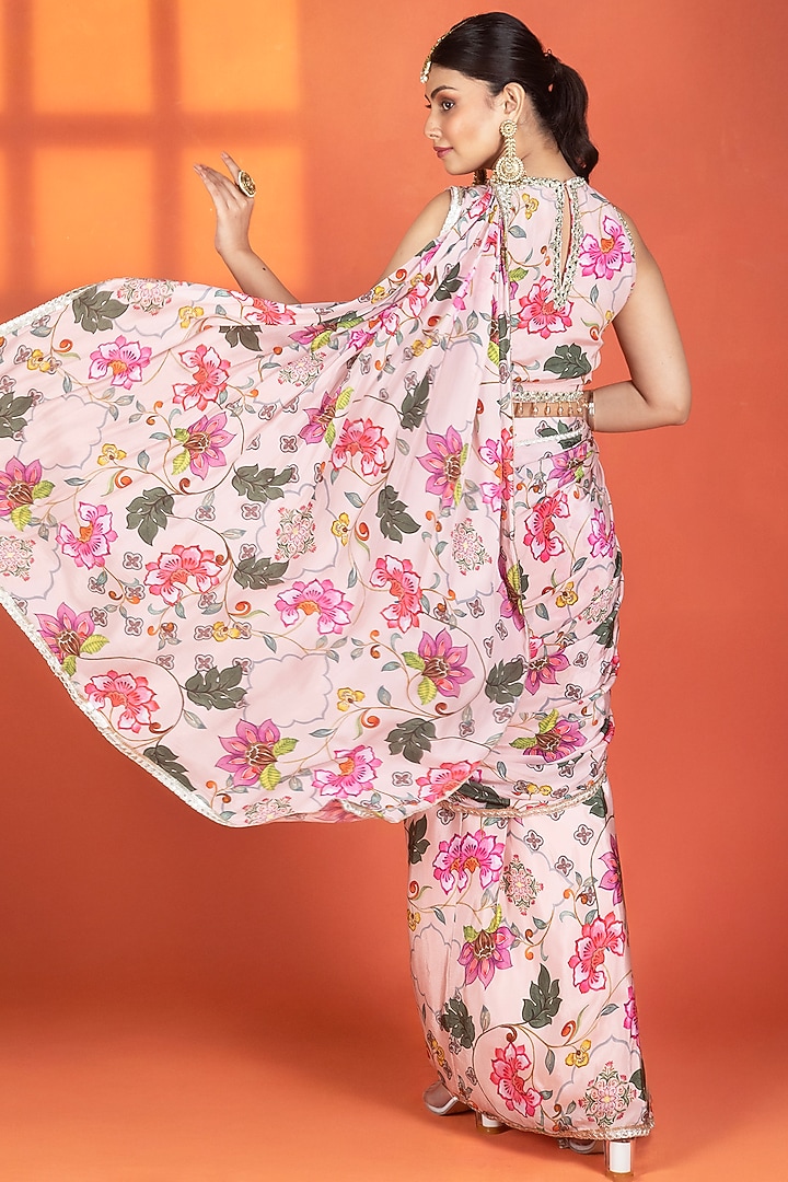 Pink Crepe Floral Printed Draped Party Wear Saree Set by Tanu Malhotra at Pernia's Pop Up Shop