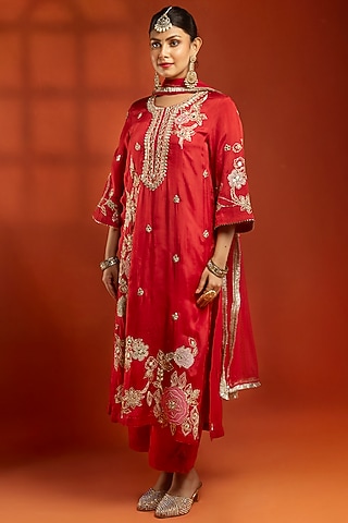 Red Cotton Silk Embroidered Kurta Set by Tanu Malhotra