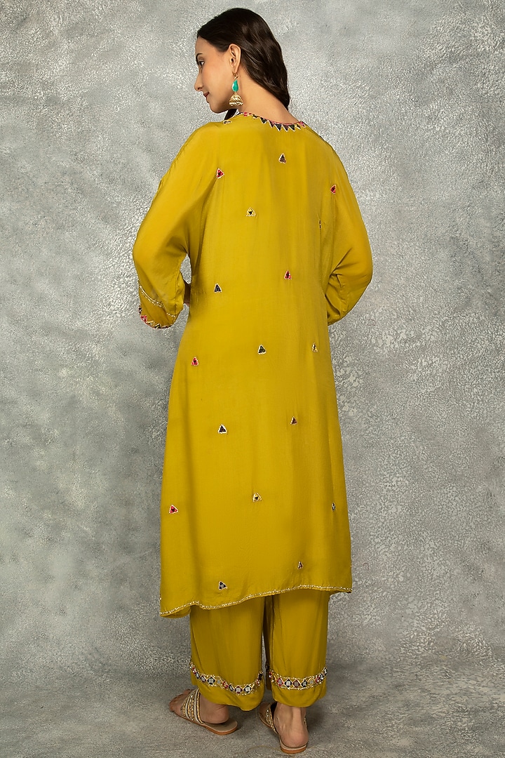 Mustard Green Crepe Mirror Work High-Low Kaftan Set by Tanu Malhotra at Pernia's Pop Up Shop