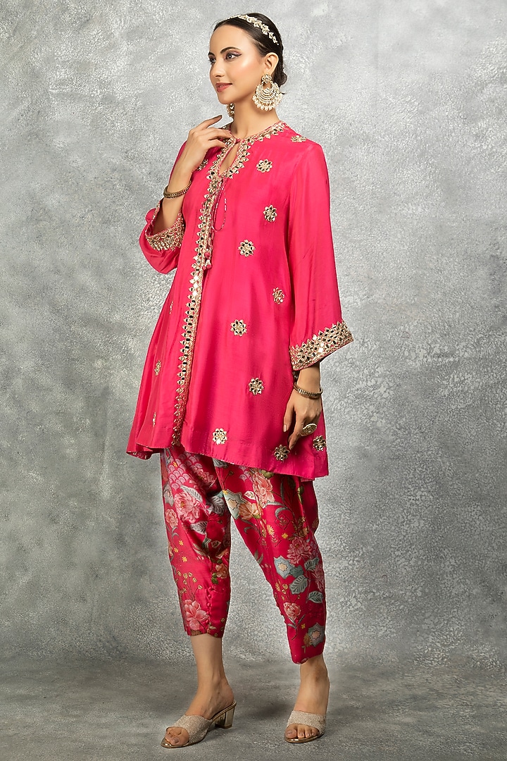 Hot Pink Soft Cotton Silk Mirror Embroidered Angrakha Kurta Set by Tanu Malhotra at Pernia's Pop Up Shop