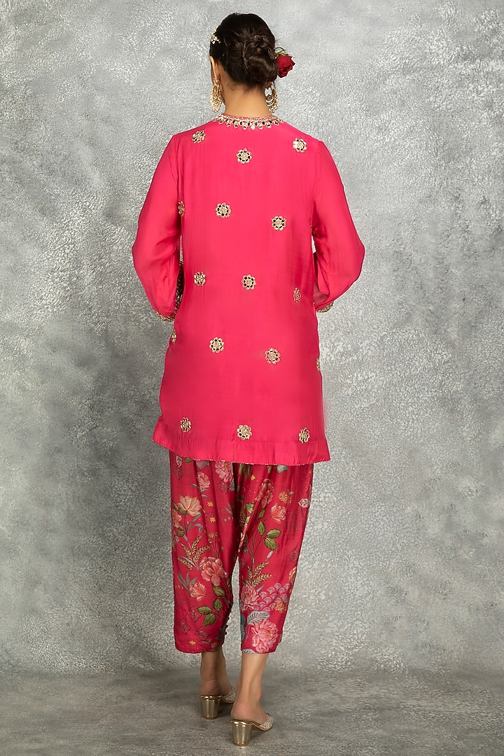 Hot Pink Soft Cotton Silk Mirror Embroidered Angrakha Kurta Set by Tanu Malhotra at Pernia's Pop Up Shop