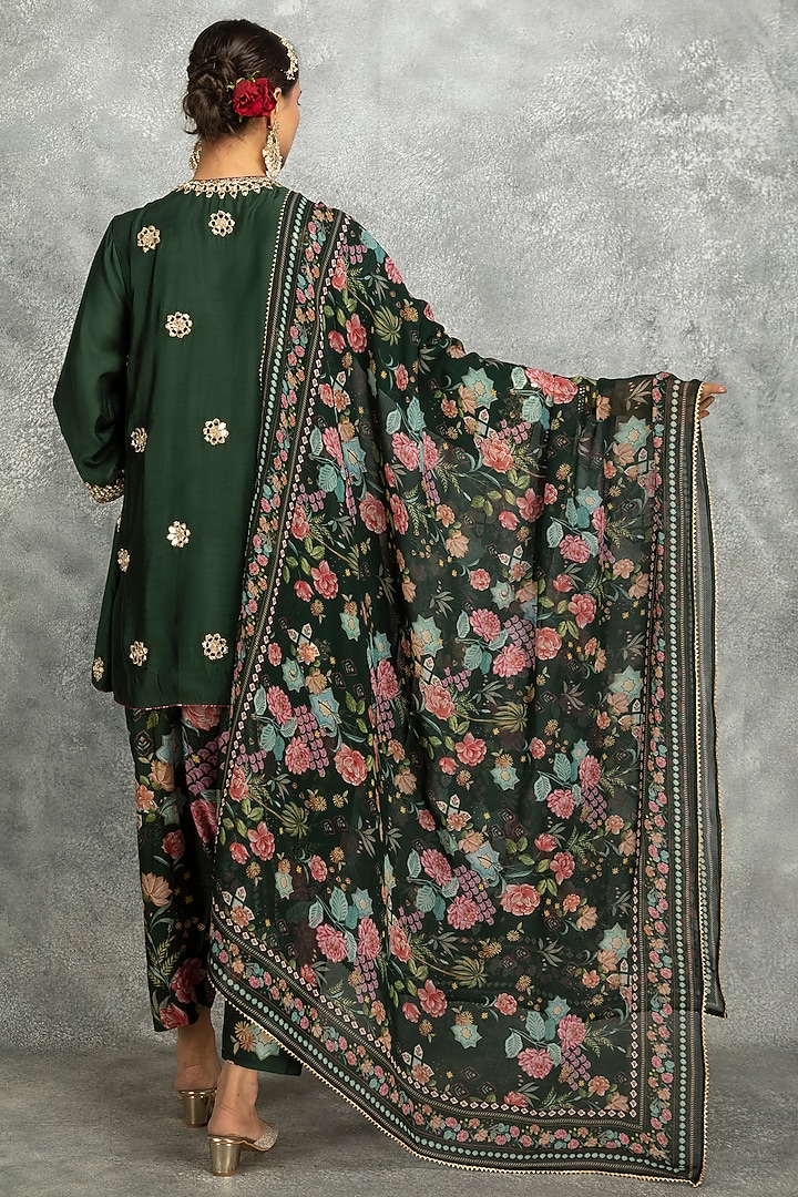 Green Soft Cotton Silk Mirror Embroidered Angrakha Kurta Set by Tanu Malhotra at Pernia's Pop Up Shop