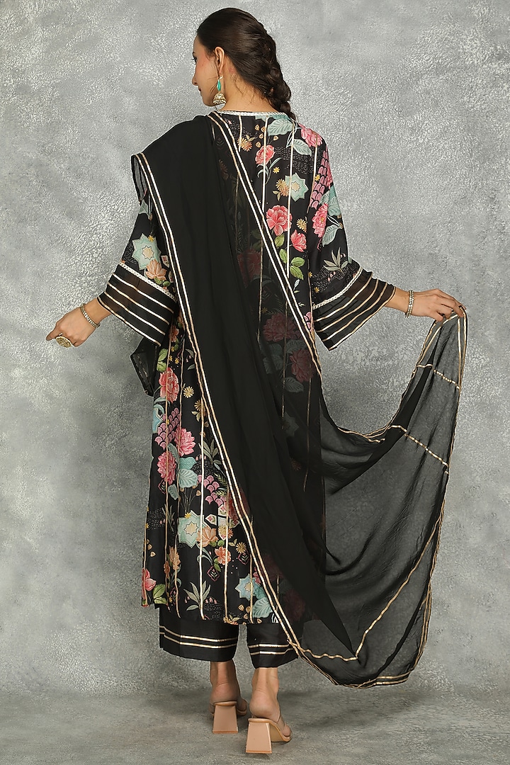 Black Cotton Silk Floral Digital Printed & Gota Work Kurta Set
by Tanu Malhotra at Pernia's Pop Up Shop