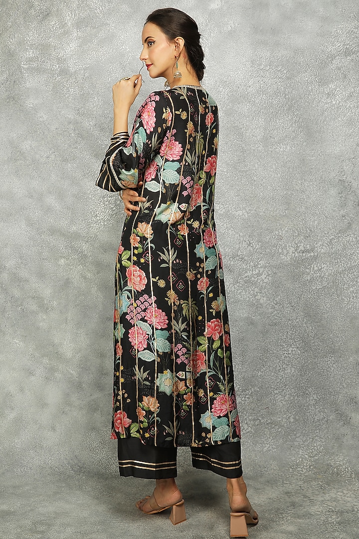 Black Cotton Silk Floral Digital Printed & Gota Work Kurta Set
by Tanu Malhotra at Pernia's Pop Up Shop