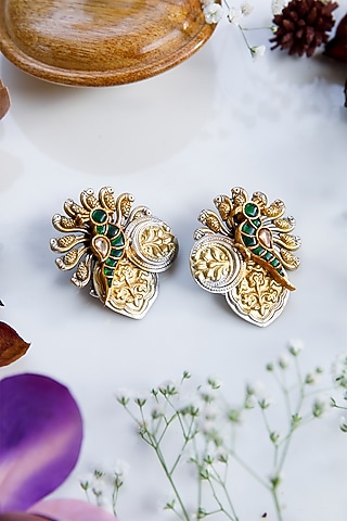 Two-Tone Finish Kundan Polki Stud Earrings In Sterling Silver by Tapri