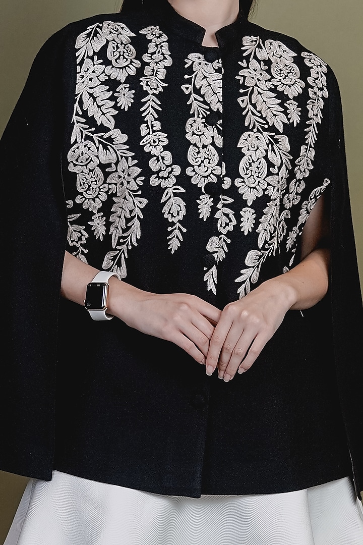 Black Embroidered & Printed Cape by Taroob at Pernia's Pop Up Shop