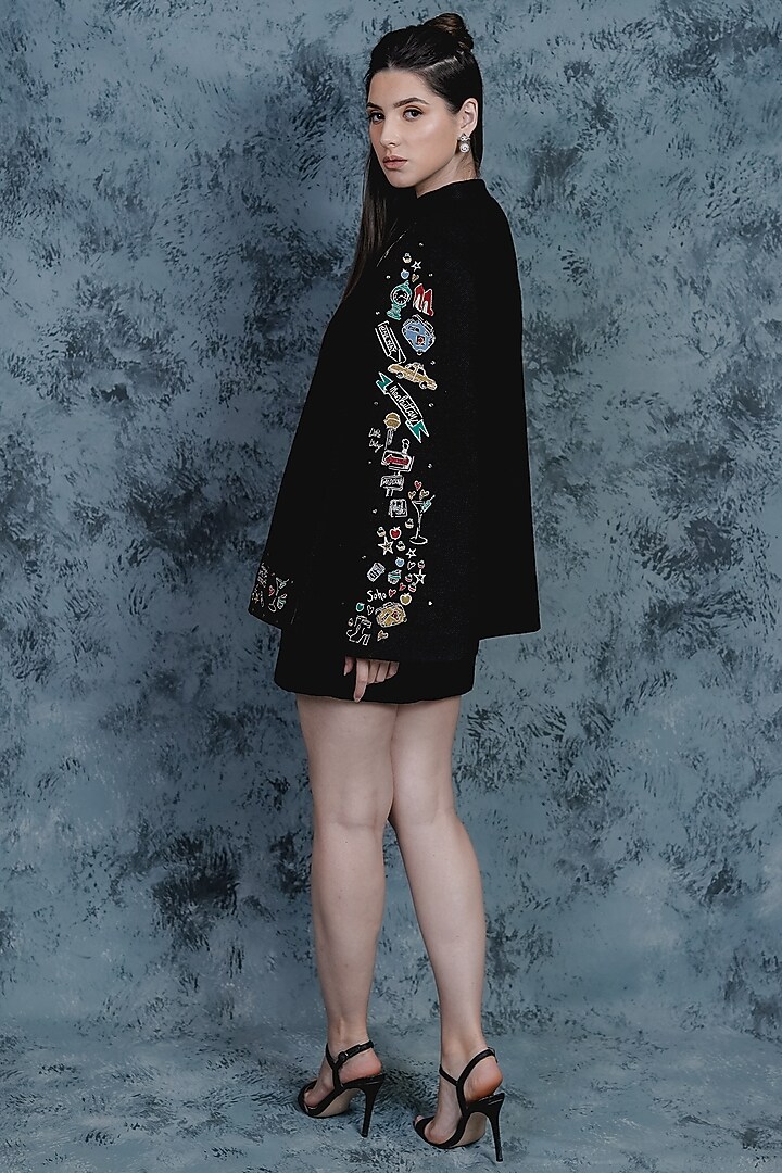 Black Aari Embroidered Cape by Taroob at Pernia's Pop Up Shop