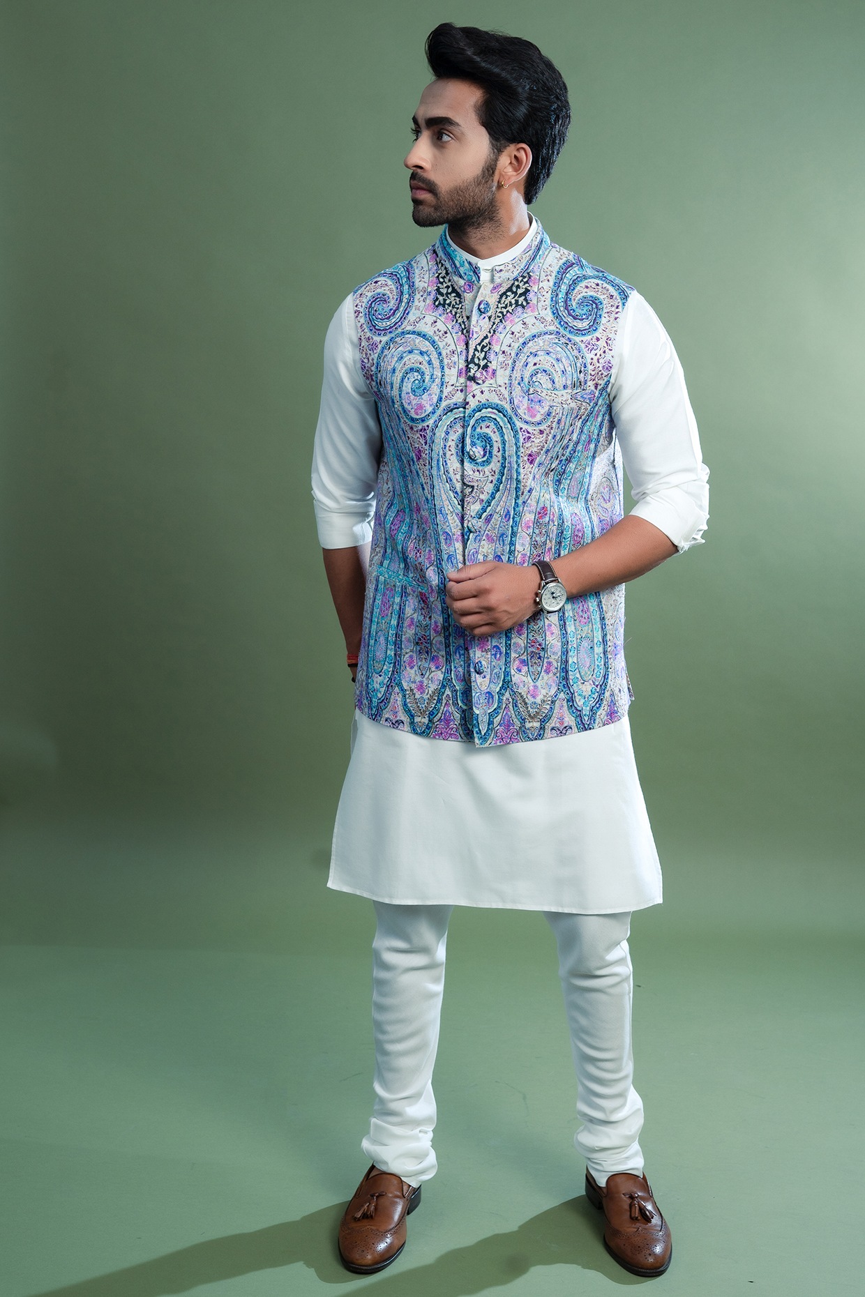 White Bundi Jacket With Embroidery 