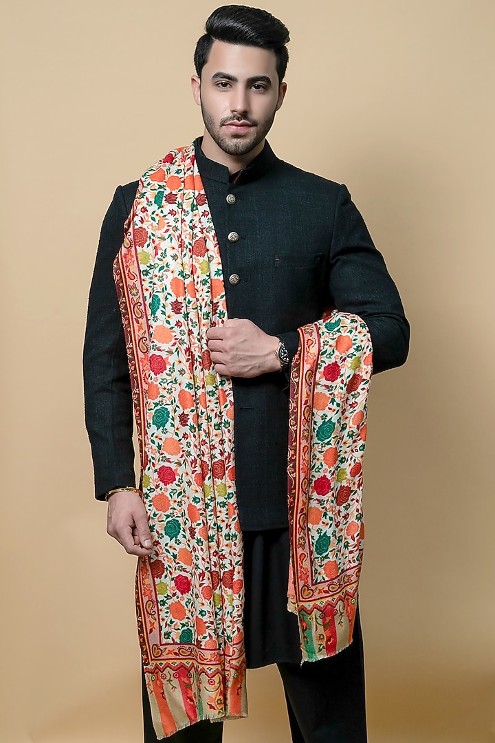 White Pashmina Kalamkari Printed Shawl by Taroob Men at Pernia's Pop Up Shop