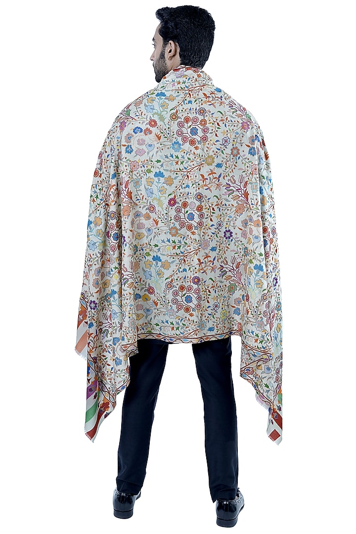 White Kalamkari Embroidered Shawl by Taroob Men at Pernia's Pop Up Shop