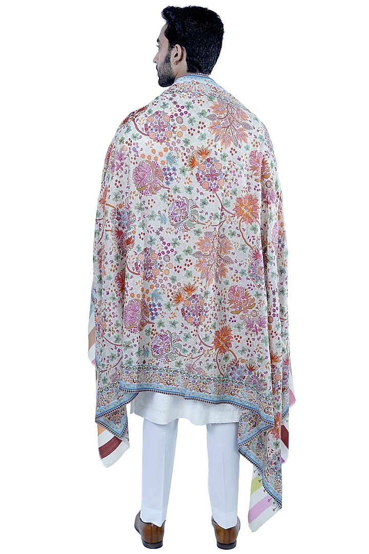 White Wool Kalamkari Embroidered Shawl by Taroob Men at Pernia's Pop Up Shop