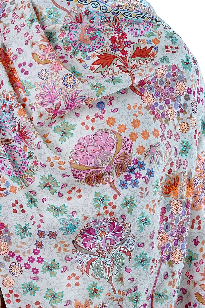 White Wool Kalamkari Embroidered Shawl by Taroob Men at Pernia's Pop Up Shop