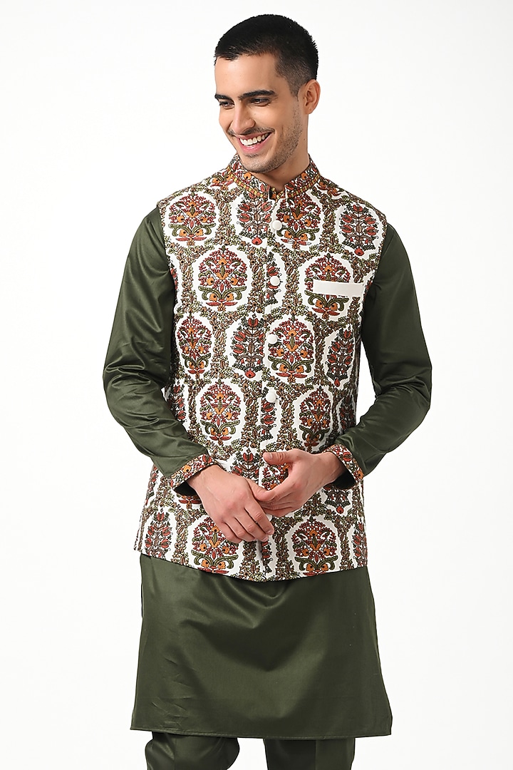 White Silk & Wool Embroidered Nehru Jacket by Taroob Men at Pernia's Pop Up Shop