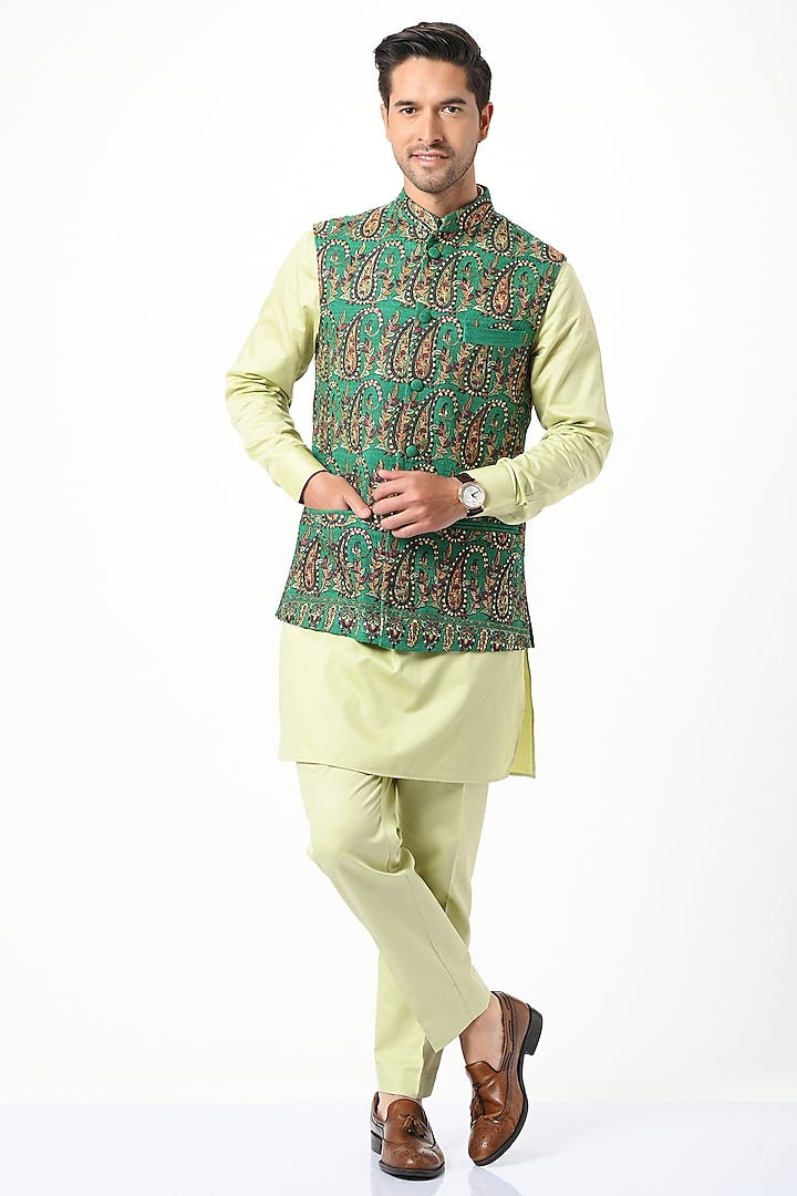 Green Silk Embroidered Bundi Jacket Set by Taroob Men