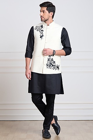 White Matka Silk Embroidered Bundi Jacket by Taroob Men