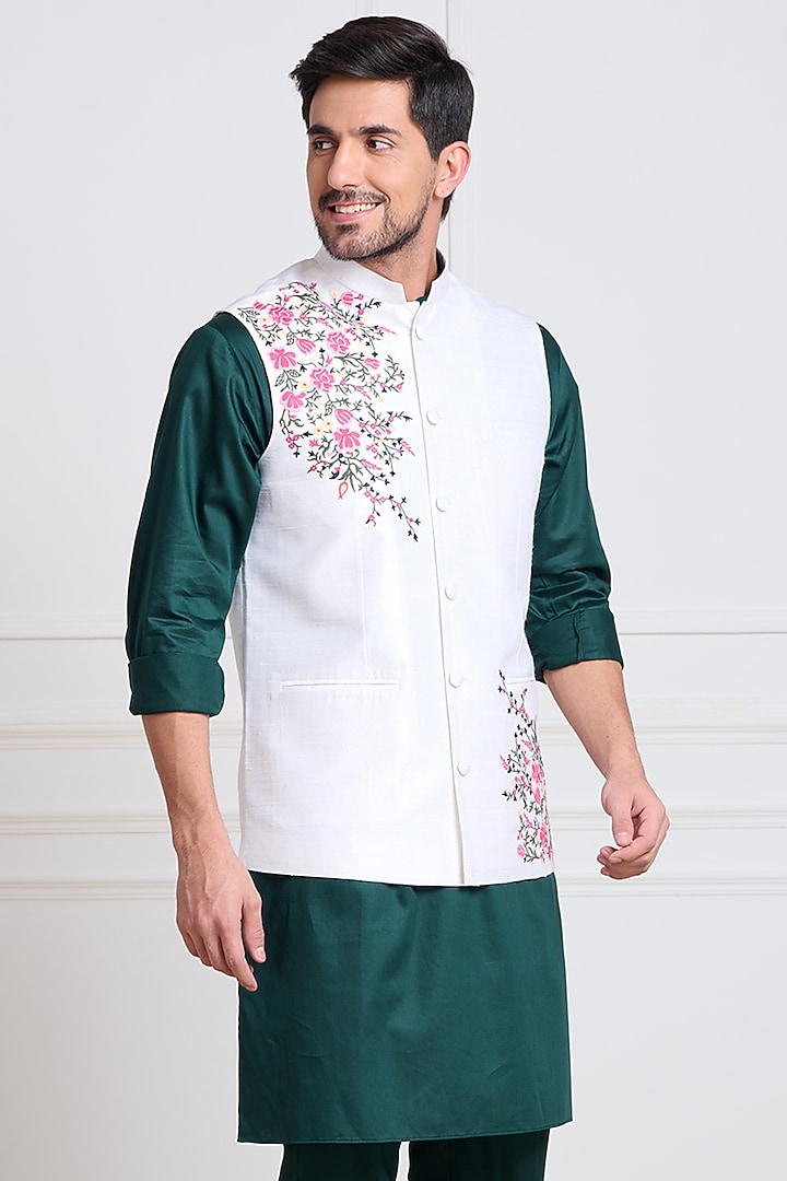 White Raw Silk Embroidered Bundi Jacket by Taroob Men at Pernia's Pop Up Shop