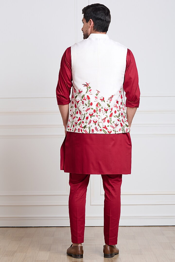 White Raw Silk Bundi Jacket by Taroob Men at Pernia's Pop Up Shop