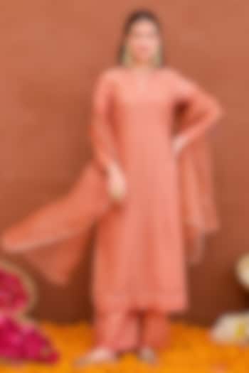 Rust Peach Chanderi Silk Hand Embroidered Kurta Set by TARO at Pernia's Pop Up Shop