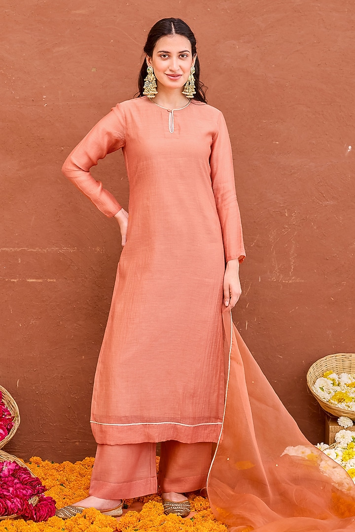 Rust Peach Chanderi Silk Hand Embroidered Kurta Set by TARO at Pernia's Pop Up Shop
