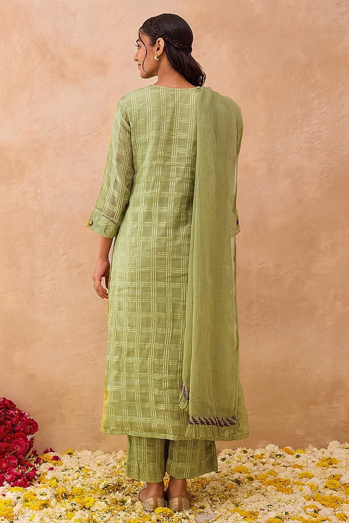 Sage Green Self-Textured Cotton Floral Embroidered Kurta Set by TARO at Pernia's Pop Up Shop