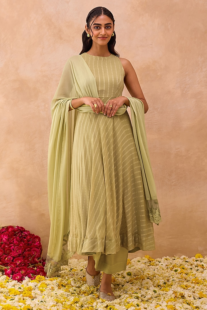 Olive Green Georgette Blend Flared Kurta Set by TARO at Pernia's Pop Up Shop