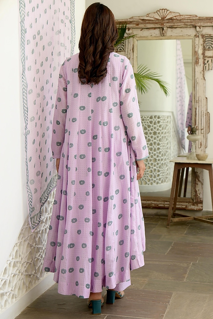 Lavender Hand Block Printed Kurta Set by TARO at Pernia's Pop Up Shop