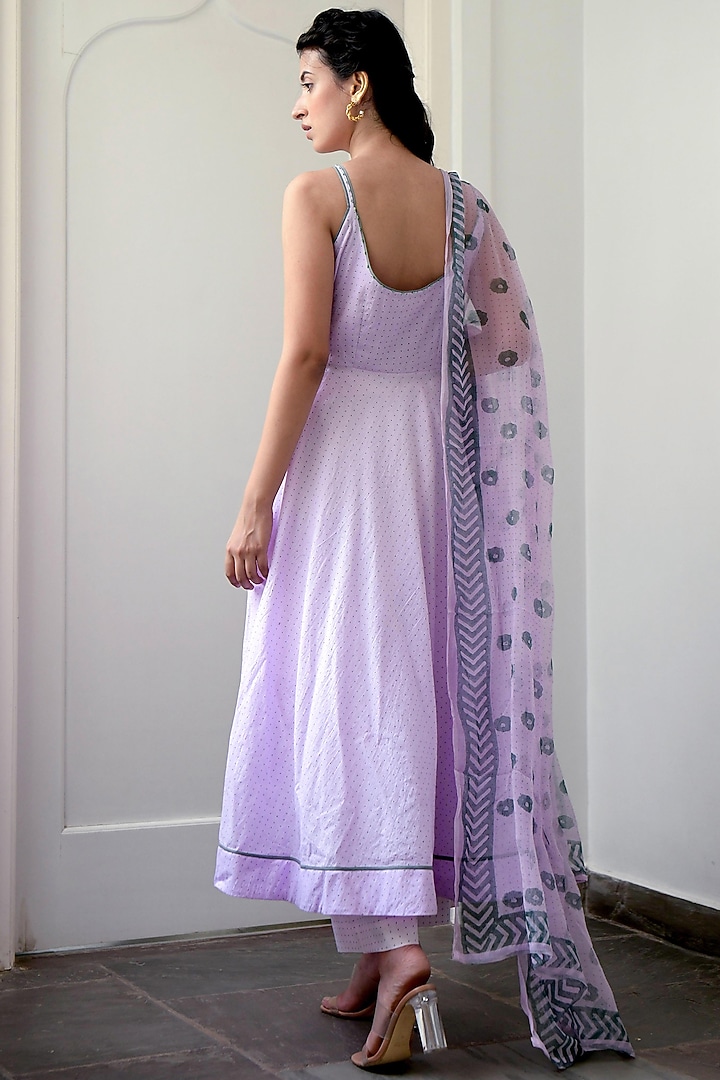 Plum Orchid & Pastel Green Cotton Strappy Kurta Set by TARO at Pernia's Pop Up Shop