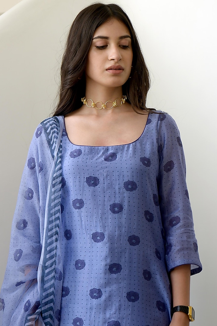 Icy Marine Hand Block Printed Kurta Set by TARO at Pernia's Pop Up Shop