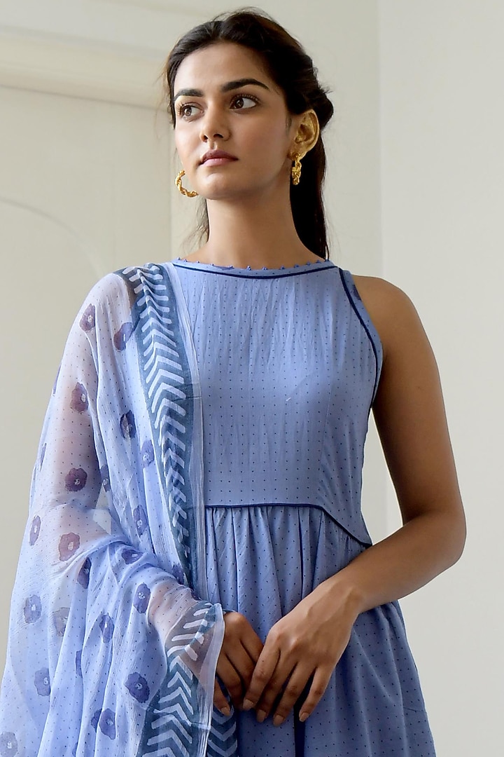 Persian Indigo Cotton Kurta Set by TARO at Pernia's Pop Up Shop