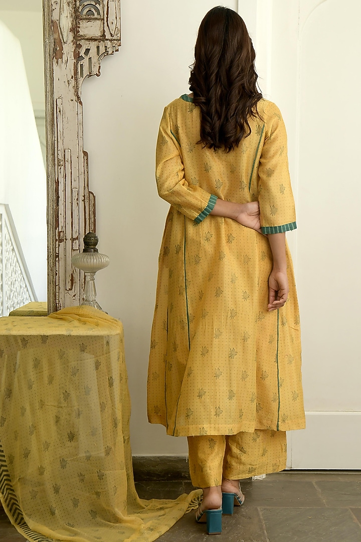 Mustard & Olive Green Hand Block Printed Paneled Kurta Set by TARO at Pernia's Pop Up Shop