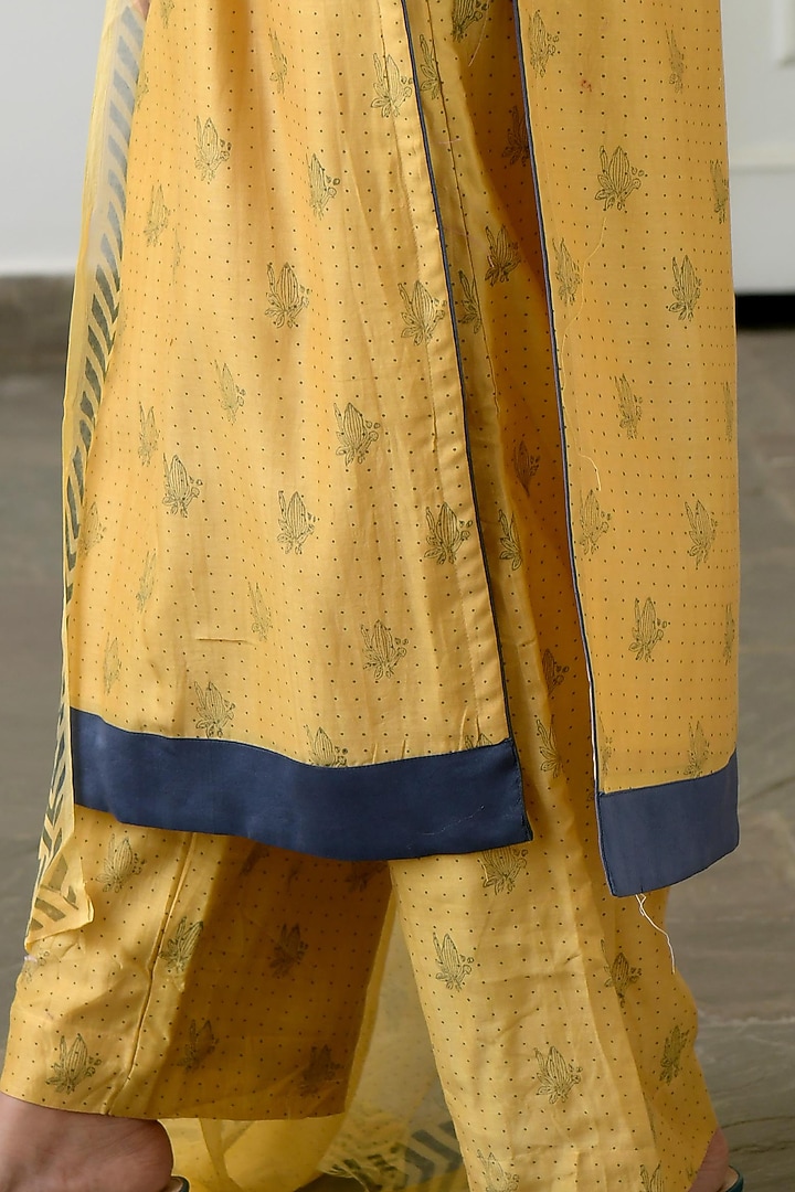 Mustard & Cornflower Hand Block Printed Kurta Set by TARO at Pernia's Pop Up Shop