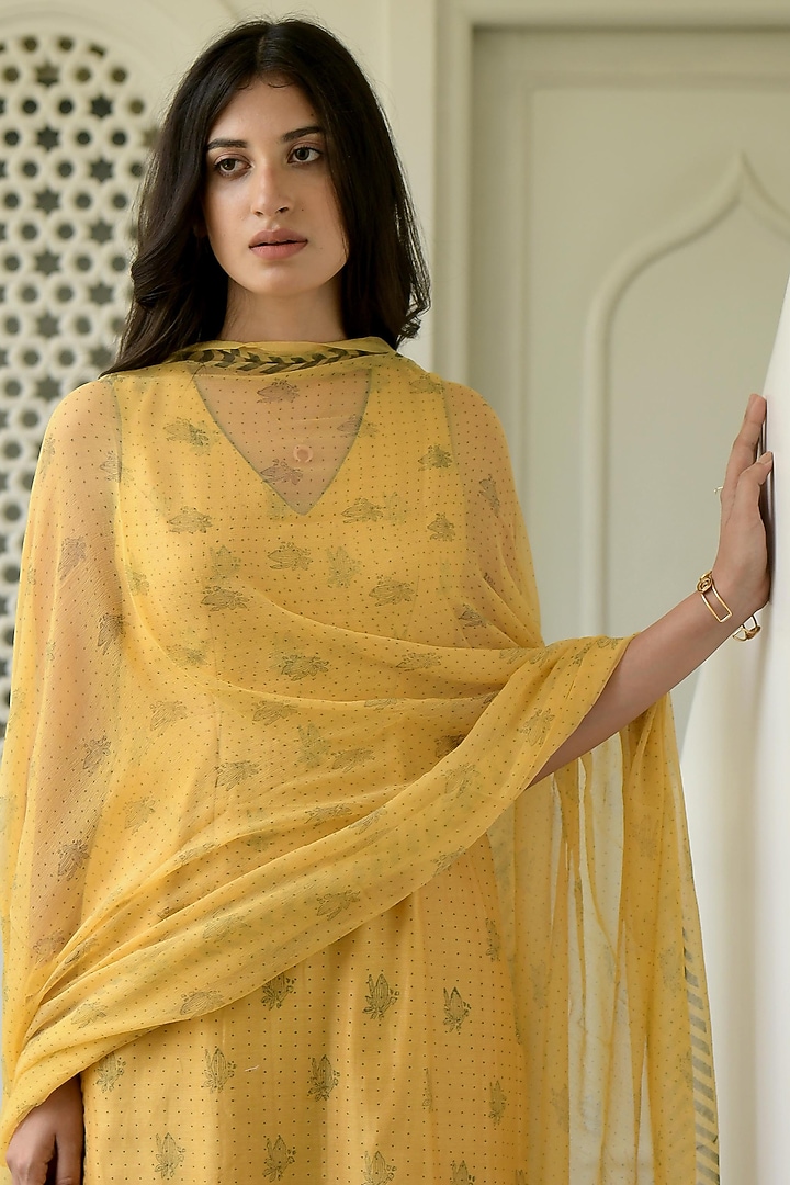 Mustard & Cornflower Hand Block Printed Kurta Set by TARO at Pernia's Pop Up Shop