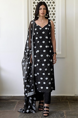 Black & White Hand Block Printed Kurta Set by TARO