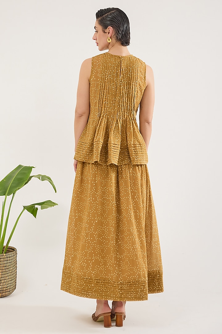 Yellow Cotton Mulmul Hand Block Printed Skirt by TARO at Pernia's Pop Up Shop