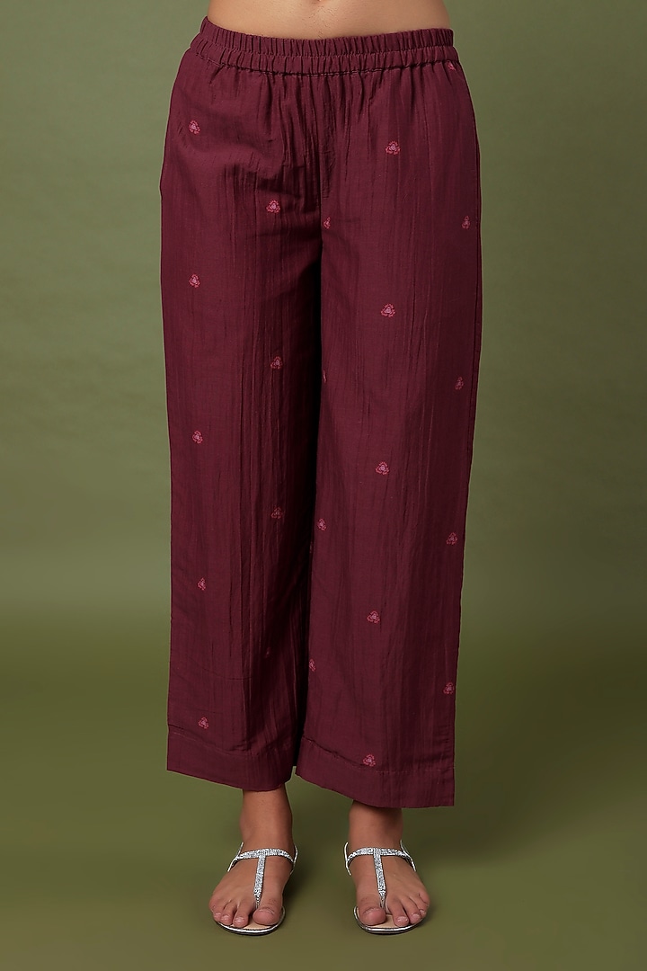 Wine Red Mulmul Kurta Set by TARO at Pernia's Pop Up Shop