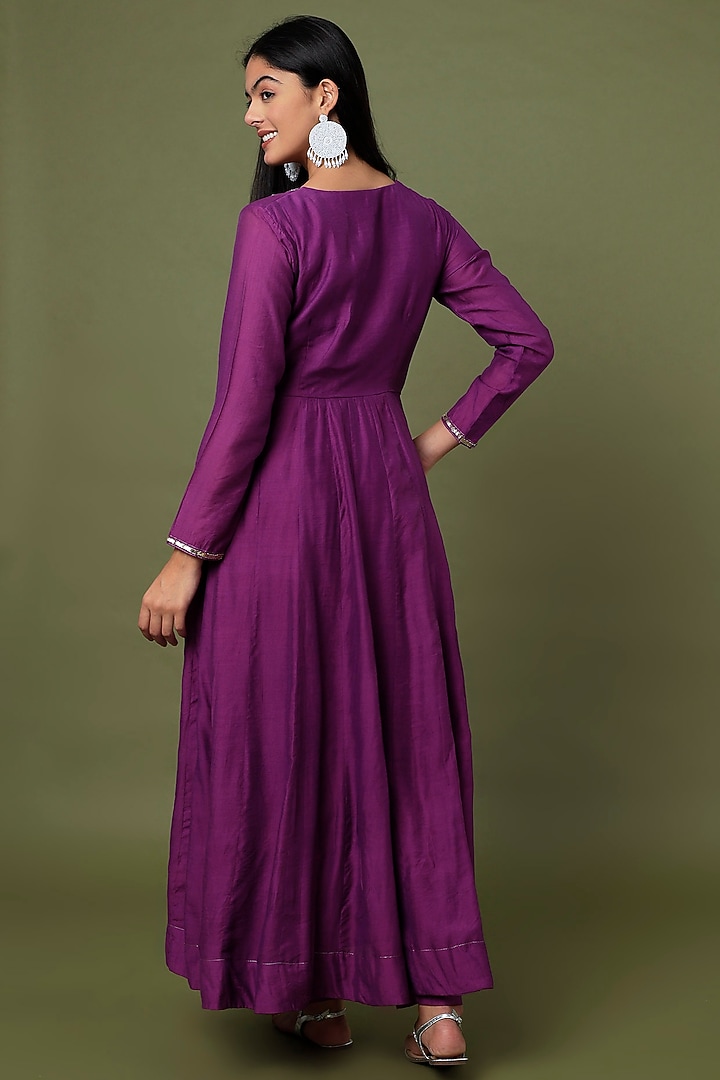Violet Hand Embroidered Party Wear Anarkali Set by TARO at Pernia's Pop Up Shop