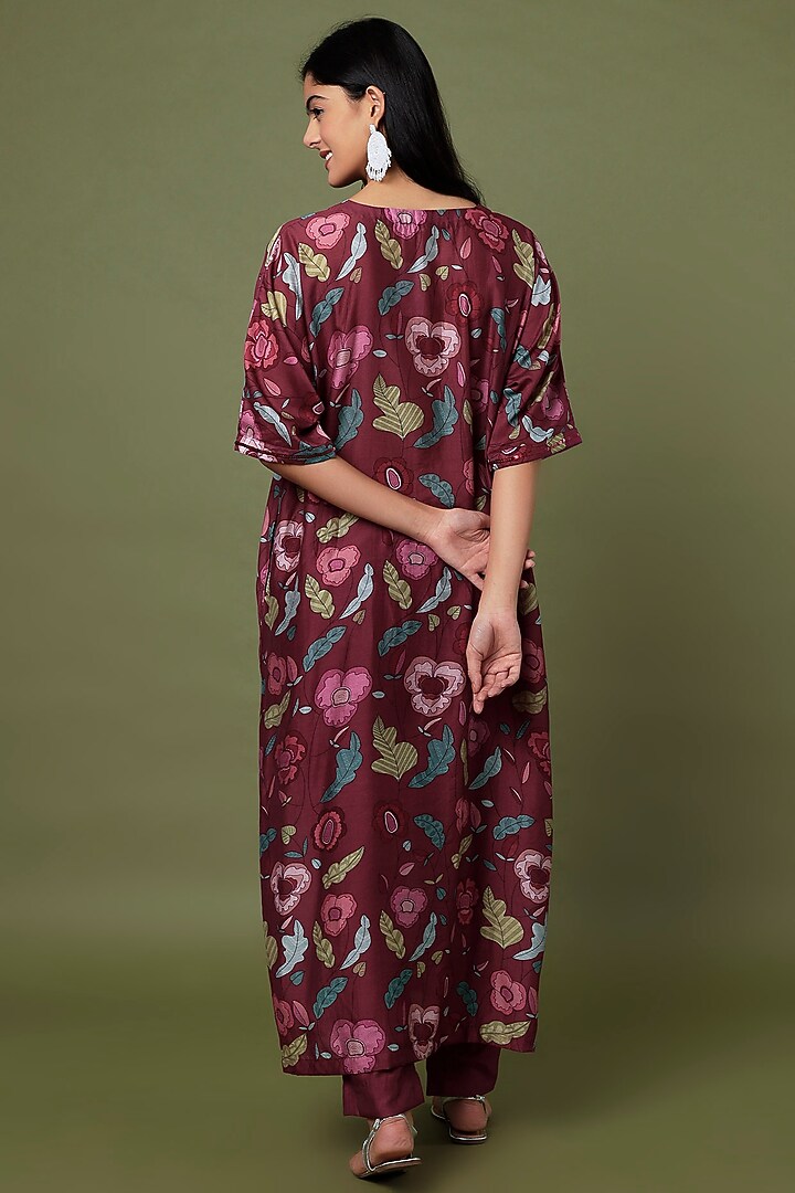 Wine Red Hand Embroidered & Printed Kaftan Kurta Set by TARO at Pernia's Pop Up Shop