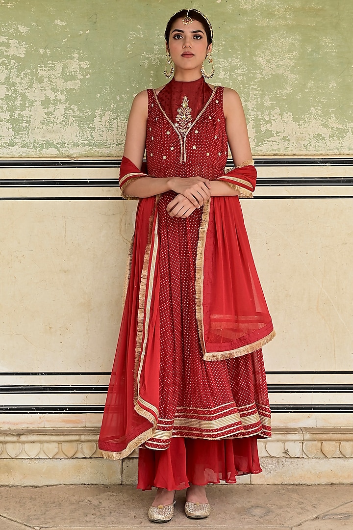 Red Chiffon Zari & Sequins Embroidered Party Wear Anarkali Set by TARO at Pernia's Pop Up Shop